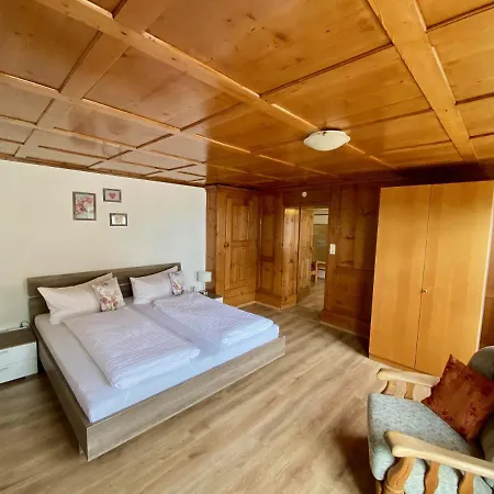 Ferienhaus Rosinas Dreiländerblick