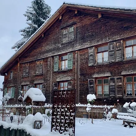 Holiday home Rosinas Dreilaenderblick