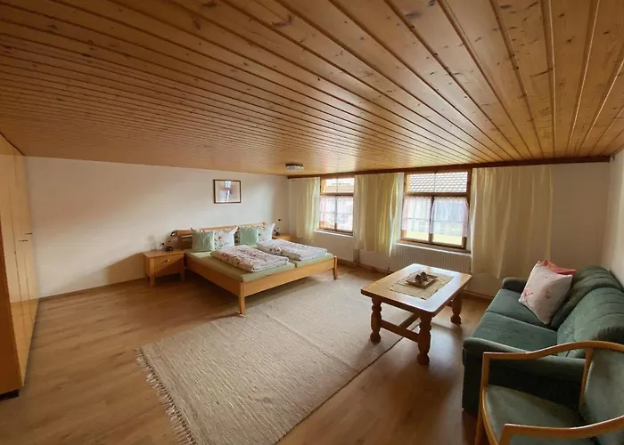 Ferienhaus Rosinas Dreiländerblick